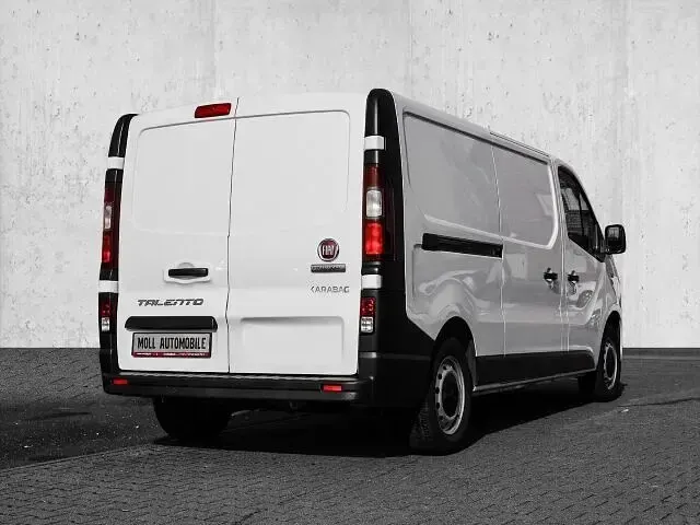 Gebraucht Fiat Talento Basis 120 PS (88 kW) 2020 Weiß colore esterno (perlweiss) Van / Kleinbus