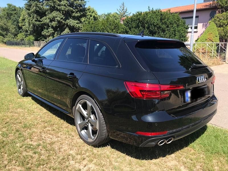 Gebraucht Audi A4 Ambiente 190 PS (139 kW) 2017 Schwarz Kombi