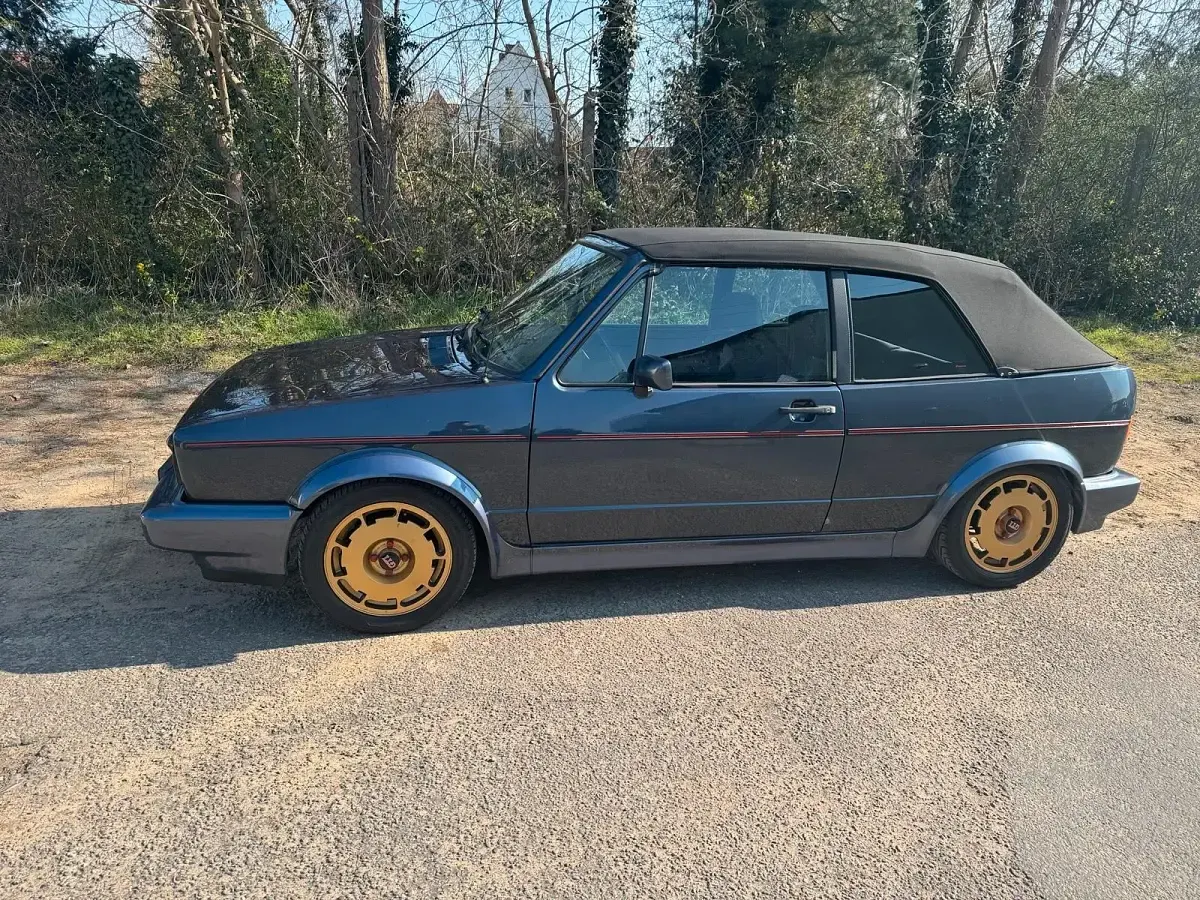 Gebraucht VW Golf Cabriolet 98 PS (72 kW) 1990 Blau Cabrio