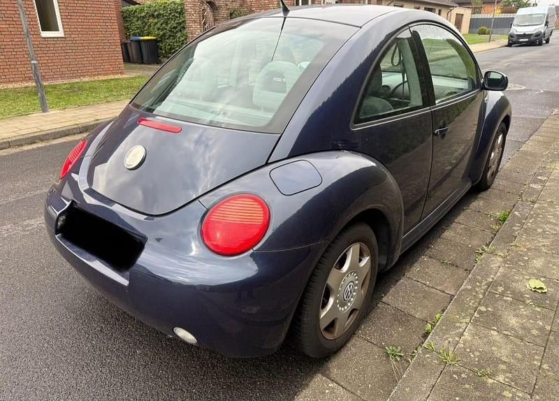 Gebraucht VW Beetle 116 PS (85 kW) 2001 Blau Kleinwagen