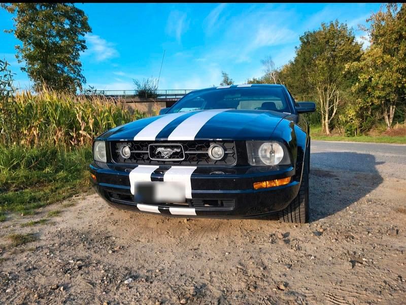 Gebraucht Ford Mustang Premium 205 PS (150 kW) 2006 Schwarz Coupé