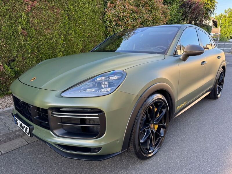 Schwarz Gebraucht 2022 Porsche Cayenne Turbo GT SUV | 145.980 € (Superpreis) - Bild 1/4