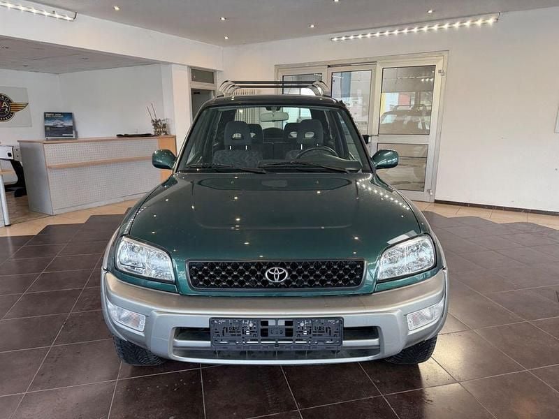 Gebraucht Toyota RAV4 Cool 128 PS (94 kW) 1999 Grün SUV