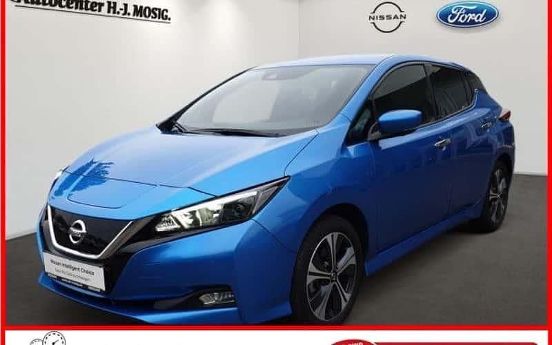 Blau schwarz Gebraucht 2021 Nissan Leaf N-Connecta Kleinwagen | 18.995 € (Fairer Preis) - Bild 1/4