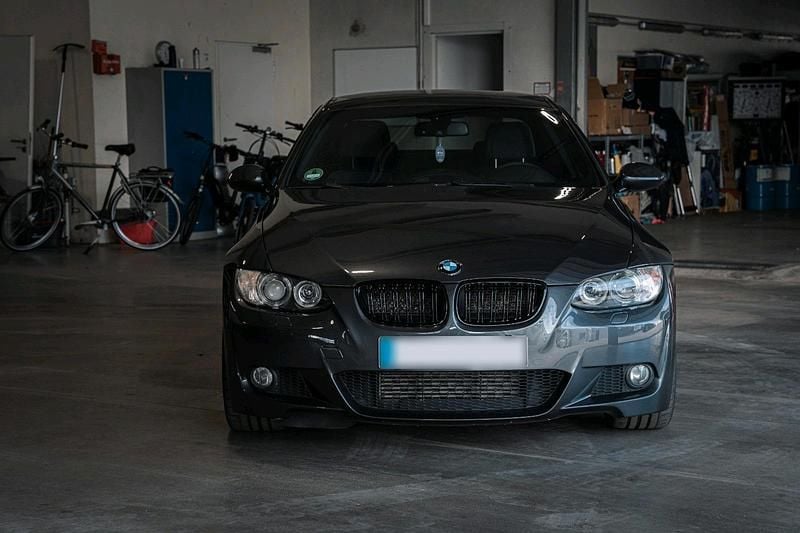 Second-hand BMW 335 325 CP (239 kW) 2008 Gri Coupe