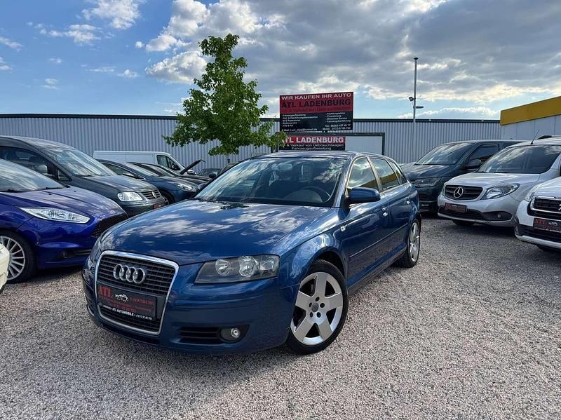 Mauritiusblau perleffekt Gebraucht 2006 Audi A3 Ambition Kleinwagen | 2.950 € (Fairer Preis) - Bild 1/4