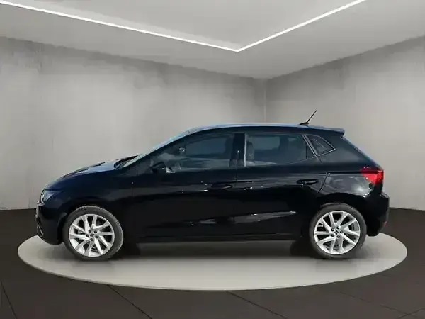 Gebraucht Seat Ibiza FR 116 PS (85 kW) 2024 Midnight schwarz metallic Kleinwagen