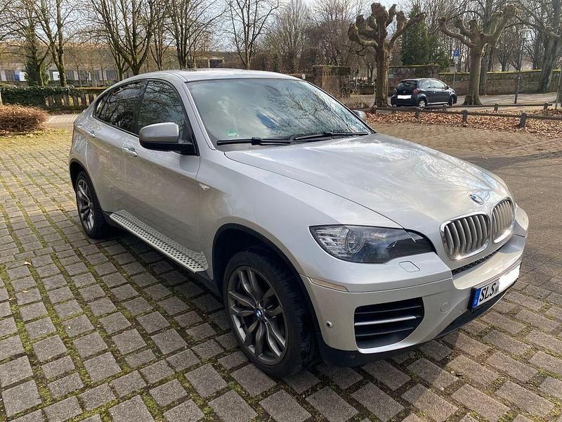 Grau Gebraucht 2012 BMW X6 M50 Sport Line SUV | 19.950 € (Guter Preis) - Bild 1/4