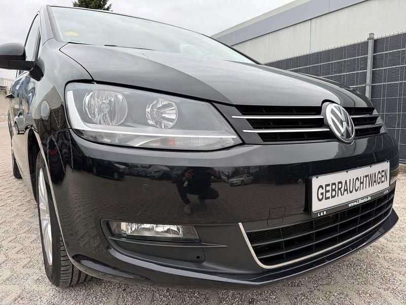 Gebraucht VW Sharan 150 PS (110 kW) 2018 Schwarz Van / Kleinbus