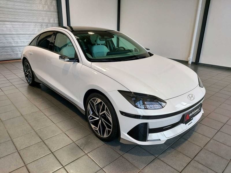 Weiß Gebraucht 2024 Hyundai Ioniq 6 Limousine | 40.990 € (Teuer) - Bild 1/4