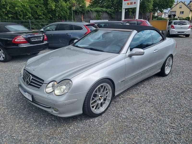 Gebraucht Mercedes CLK500 306 PS (225 kW) 2003 Silber Cabrio