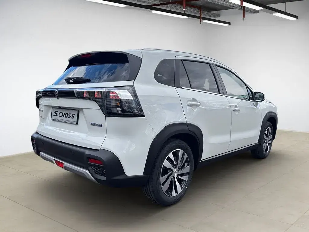 Neu Suzuki SX4 S-Cross Comfort+ 129 PS (94 kW) 2025 Weiß SUV