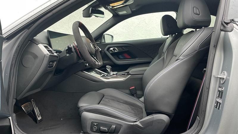 Neu BMW M2 Shadowline 480 PS (353 kW) 2025 Bmw individual frozen pure grey Coupé