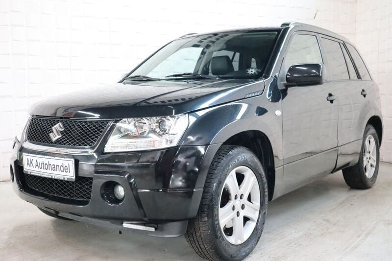 Schwarz Gebraucht 2007 Suzuki Grand Vitara SUV | 6.890 € (Fairer Preis) - Bild 1/4