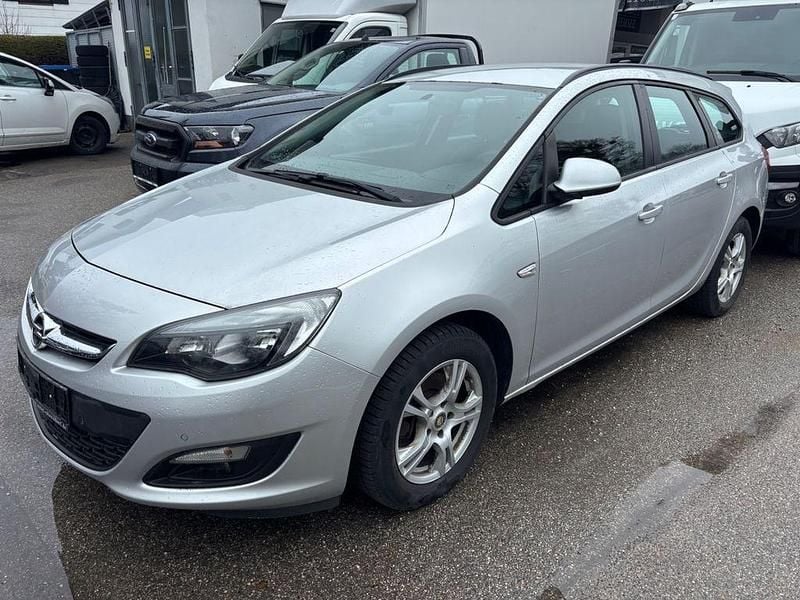 Gebraucht Opel Astra 110 PS (80 kW) 2015 Silber Limousine