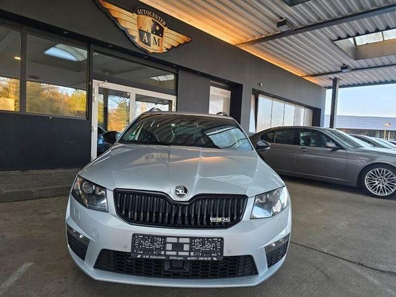Gebraucht Skoda Octavia RS 270 PS (198 kW) 2015 Brilliantsilber metallic Kleinwagen