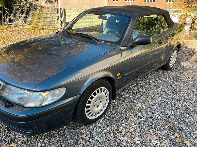 Schwarz Gebraucht 1999 Saab 9-3 Cabriolet Cabrio | 999 € - Bild 1/4