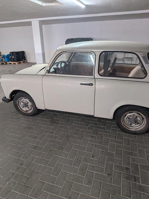 Gebraucht Trabant 601 26 PS (19 kW) 1990 Weiß Kleinwagen