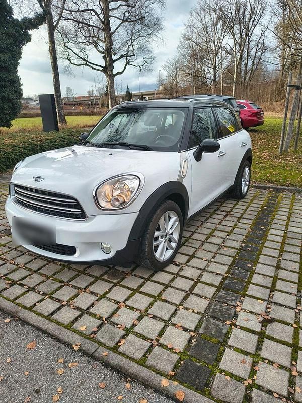Usado Mini Cooper D 111 CV (81 kW) 2016 Blanco Utilitario