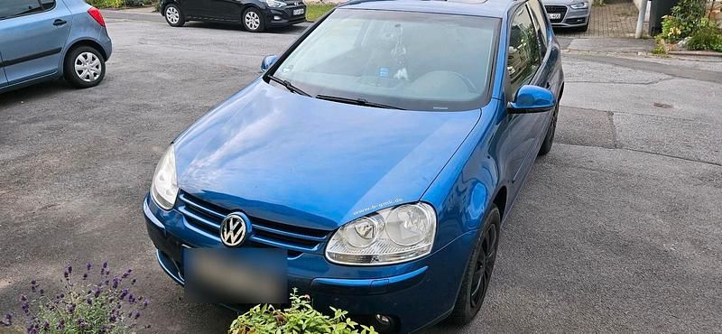 Blau Gebraucht 2007 VW Golf V Kleinwagen | 2.800 € - Bild 1/4