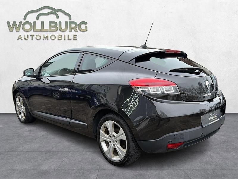 Gebraucht Renault Mégane Coupé Dynamique 131 PS (96 kW) 2009 Schwarz Coupé