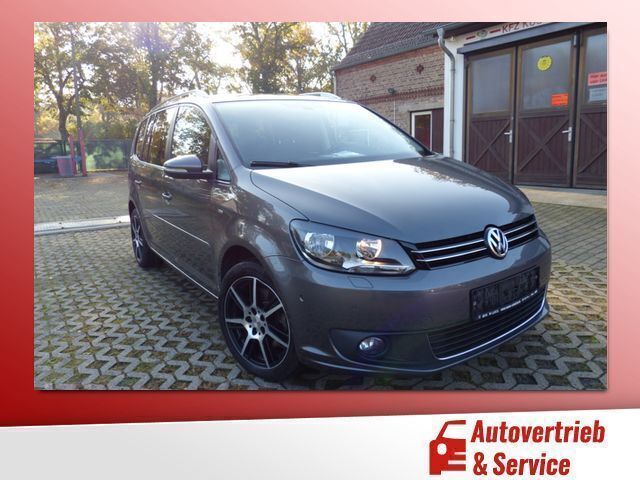 Grau Gebraucht 2015 VW Touran Van / Kleinbus | 12.990 € (Guter Preis) - Bild 1/4