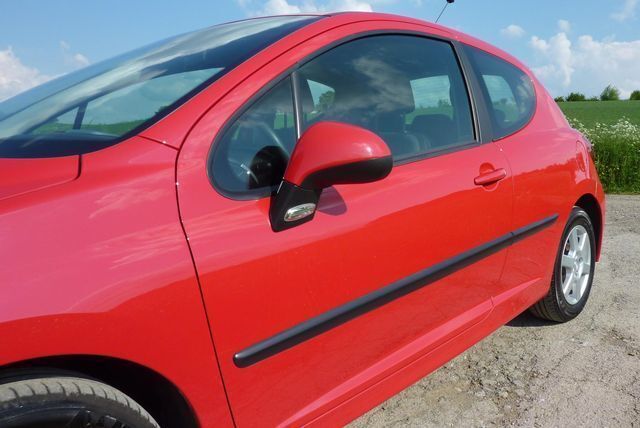 Gebraucht Peugeot 207 Urban Move 129 PS (94 kW) 2009 Rot Kleinwagen