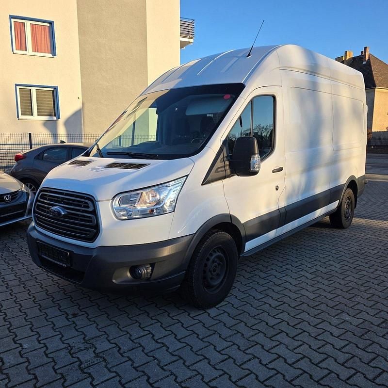 Gebraucht Ford Transit 170 PS (125 kW) 2019 Weiß Van / Kleinbus