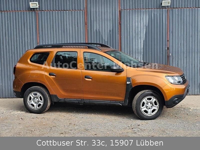Gebraucht Dacia Duster Essentiel 114 PS (83 kW) 2018 Orange SUV