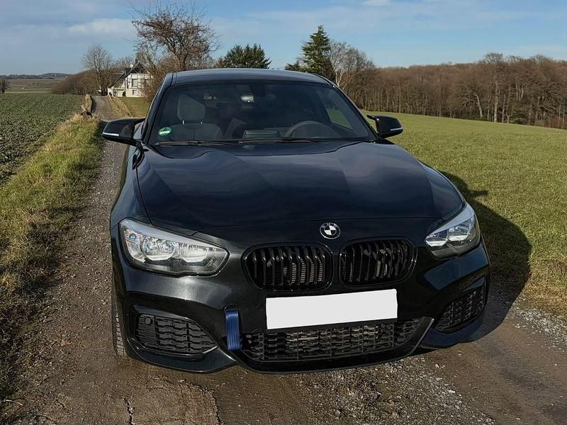 Gebraucht BMW 116 M Sport 109 PS (80 kW) 2016 Schwarz Kleinwagen