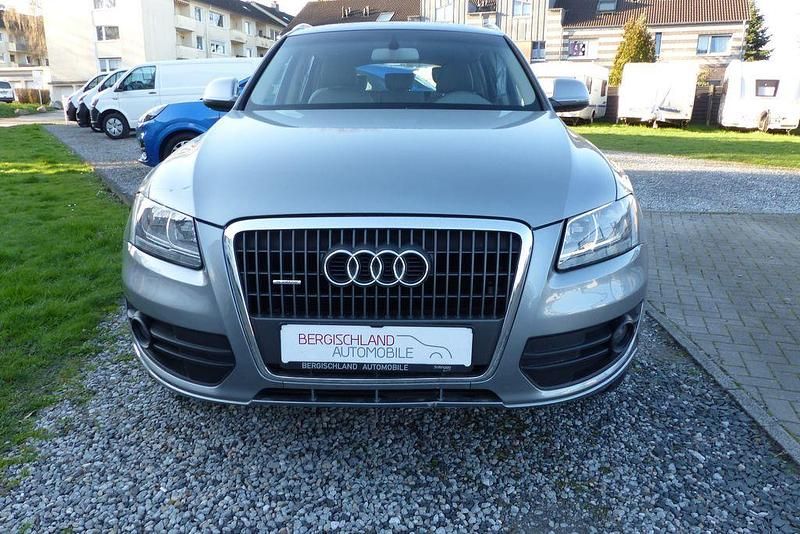 Second-hand Audi Q5 Design 170 CP (125 kW) 2010 Gri SUV