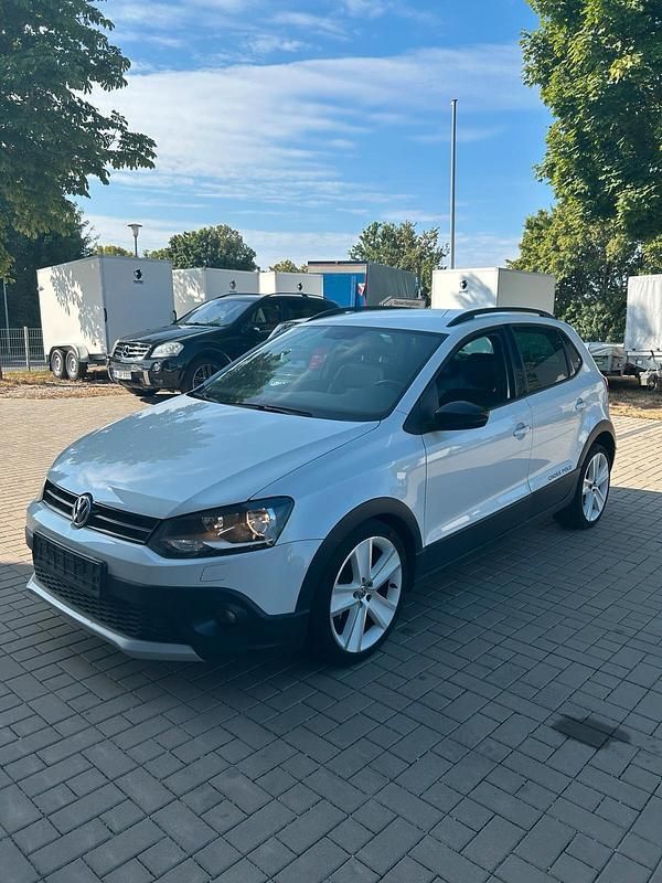 Weiß Gebraucht 2013 VW Polo Cross Kleinwagen | 5.600 € (Guter Preis) - Bild 1/4