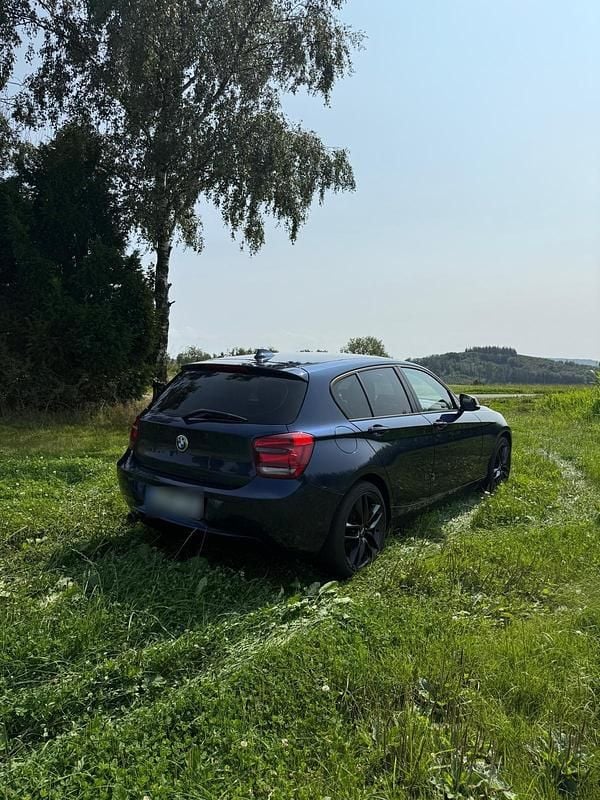 Second-hand BMW 118 143 CP (105 kW) 2012 Albastru Hatchback