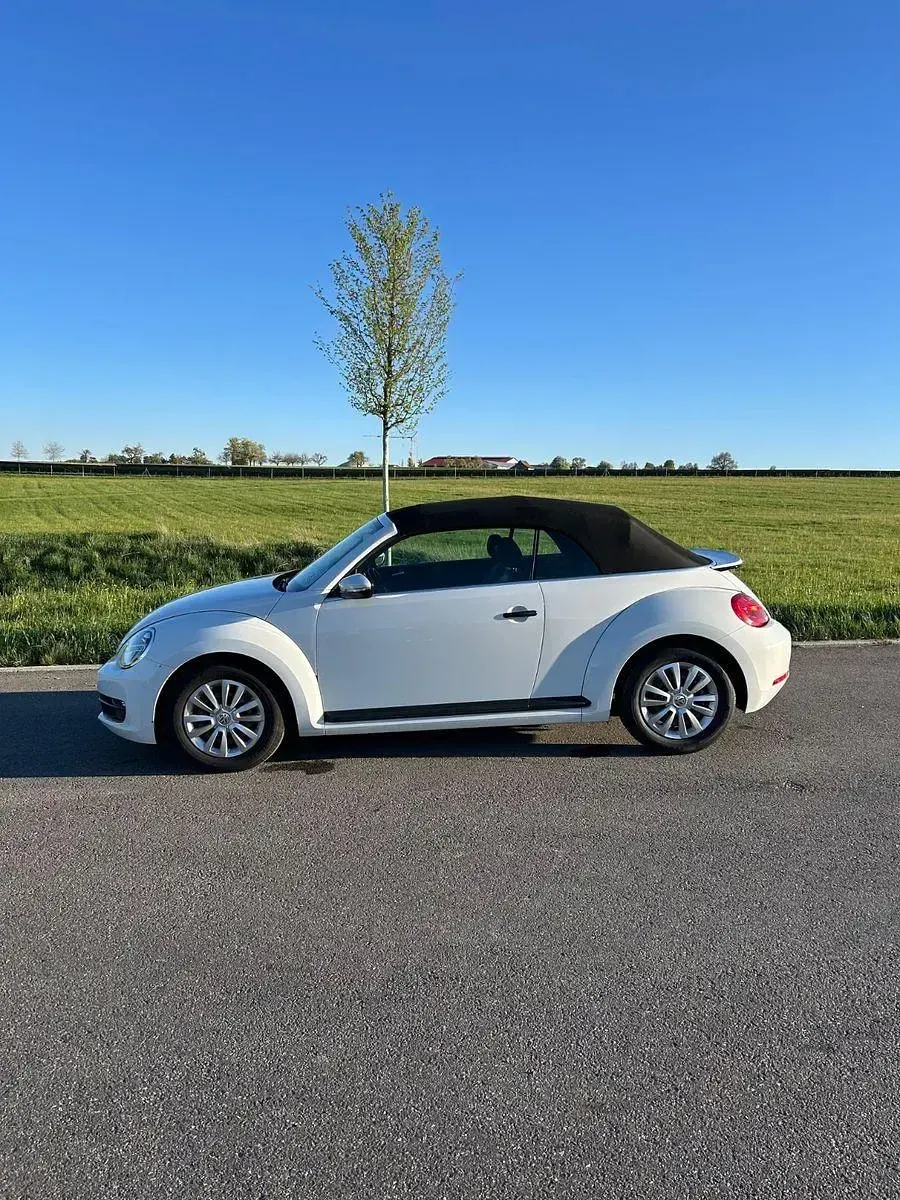 Gebraucht VW Beetle 105 PS (77 kW) 2016 Weiß Kleinwagen