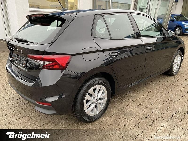 Neu Skoda Fabia Selection 95 PS (69 kW) 2025 Schwarzmagic perleffekt Limousine