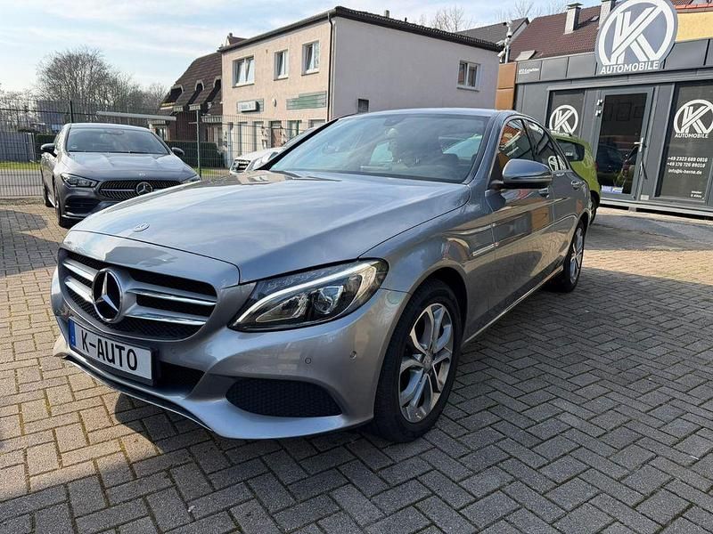Gebraucht Mercedes C350e 211 PS (155 kW) 2016 Silber Limousine