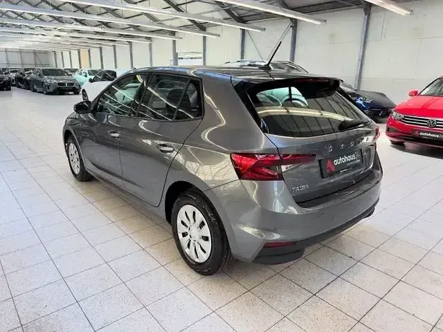 Gebraucht Skoda Fabia Ambition 80 PS (58 kW) 2022 Grau Kleinwagen