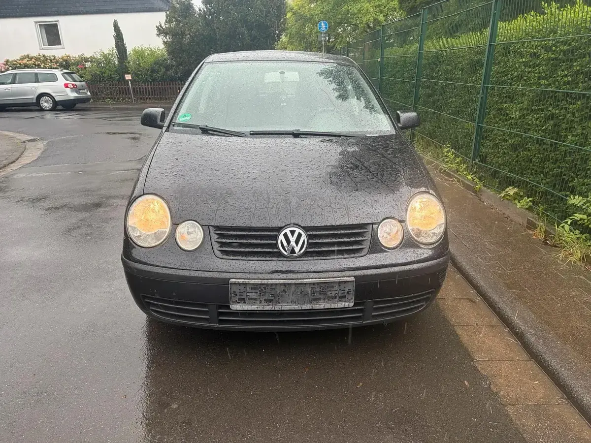 Gebraucht VW Polo 64 PS (47 kW) 2005 Schwarz Kleinwagen