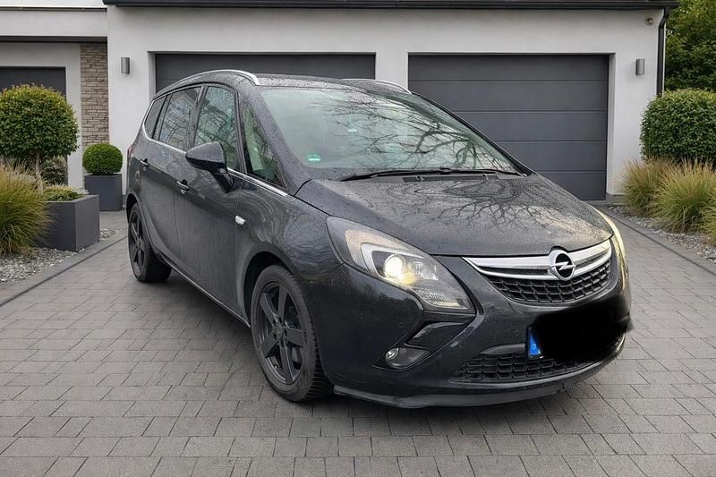 Gebraucht Opel Zafira Tourer 170 PS (125 kW) 2016 Schwarz Van / Kleinbus