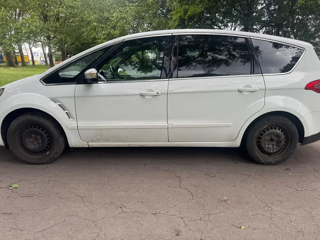 Gebraucht Ford S-MAX Trend 145 PS (106 kW) 2011 Weiß Van / Kleinbus