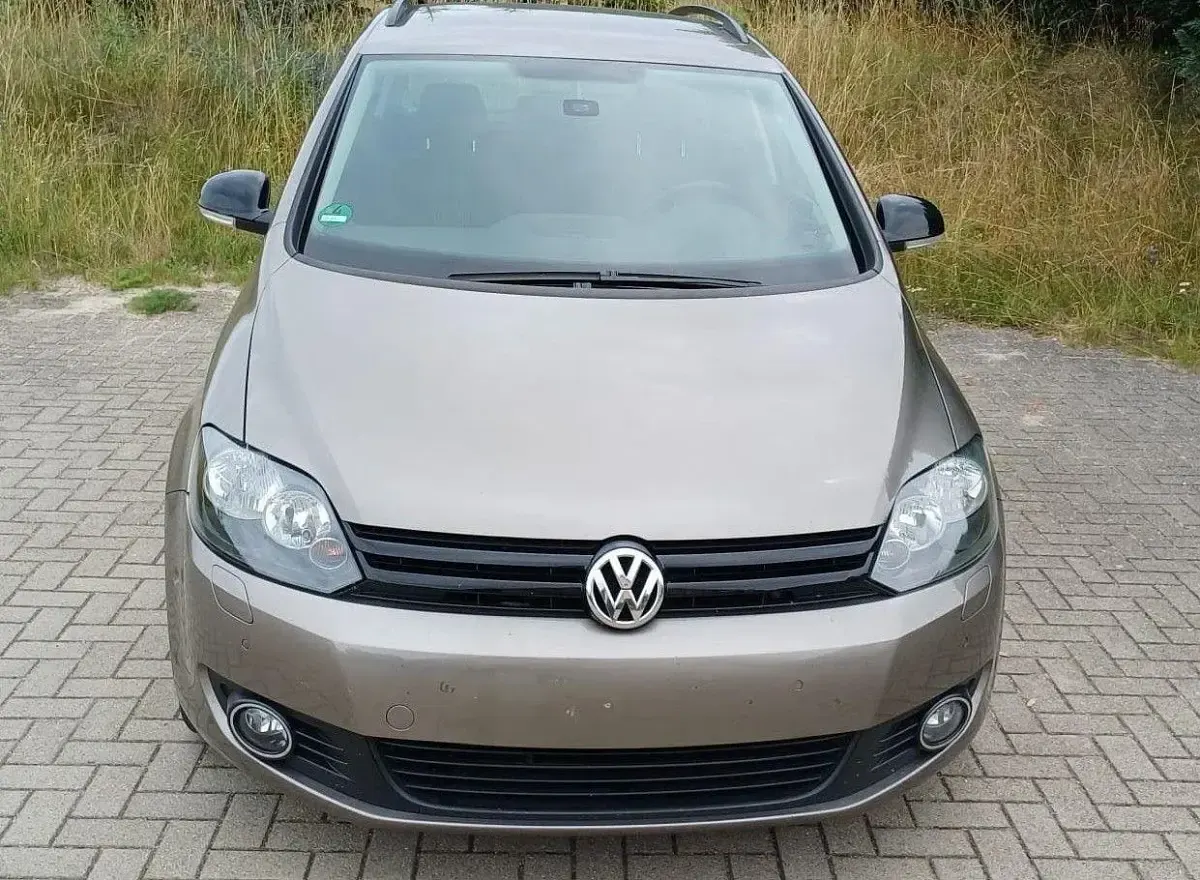 Gebraucht VW Golf Plus Match 122 PS (89 kW) 2013 Beige Van / Kleinbus