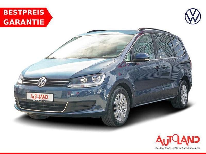 Gebraucht VW Sharan Comfortline 150 PS (110 kW) 2017 Blau Van / Kleinbus