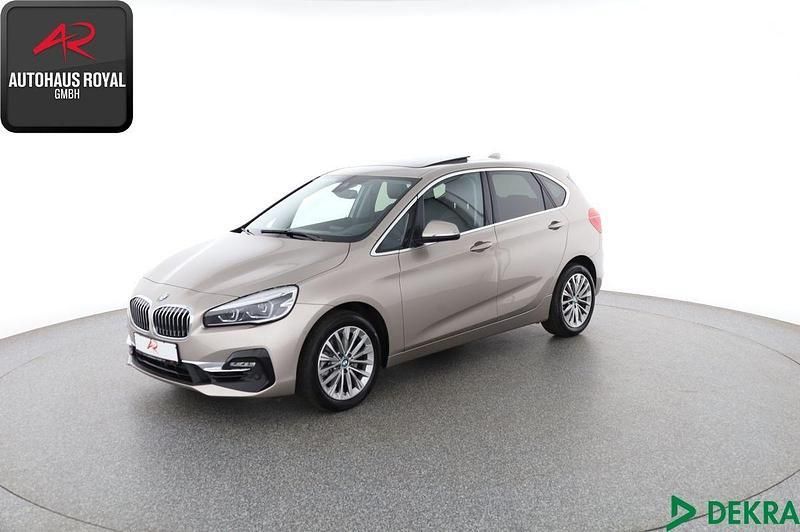Silber Gebraucht 2020 BMW 225 Active Tourer Luxury Line Van / Kleinbus | 25.880 € (Fairer Preis) - Bild 1/4