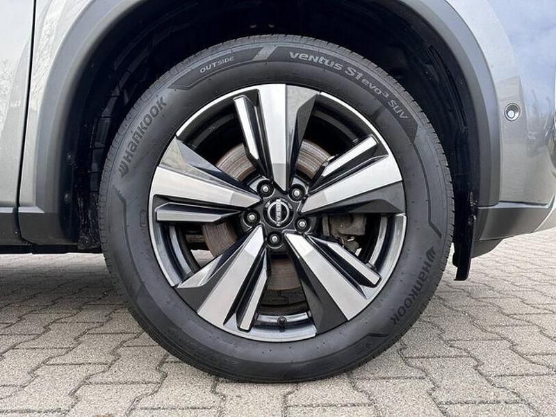 Gebraucht Nissan X-Trail Tekna 213 PS (156 kW) 2022 Grau / gun (metallic) SUV