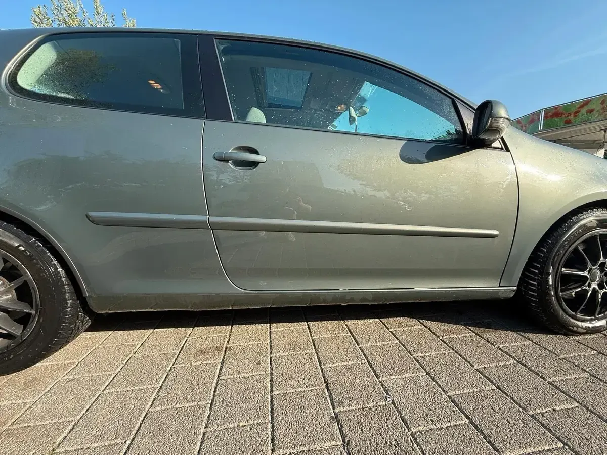 Gebraucht VW Golf V 140 PS (102 kW) 2004 Grün Kleinwagen