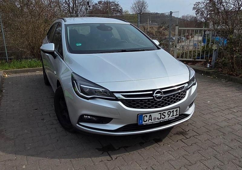 Gebraucht Opel Astra Active 110 PS (80 kW) 2017 Silber Kombi