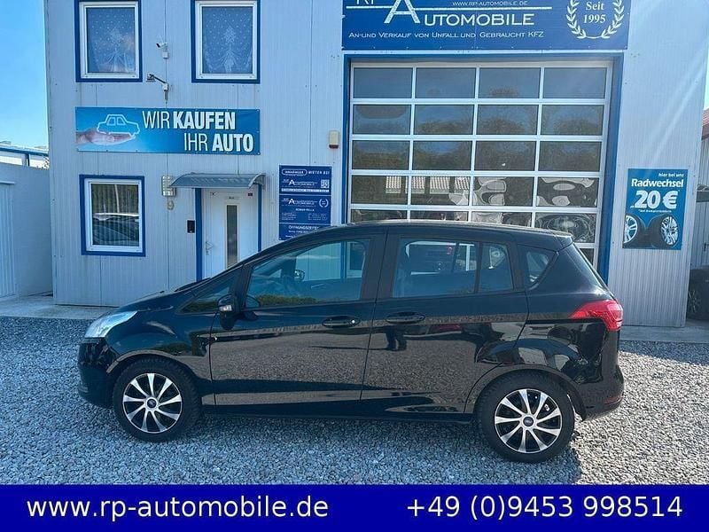 Second-hand Ford B-MAX Trend 101 CP (74 kW) 2017 Negru Monovolum