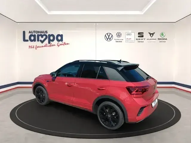 Gebraucht VW T-Roc R-line 150 PS (110 kW) 2024 Kings red metallic SUV
