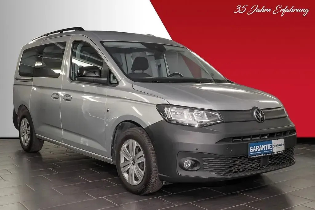 Gebraucht VW Caddy Basis 102 PS (75 kW) 2023 Silber Van / Kleinbus