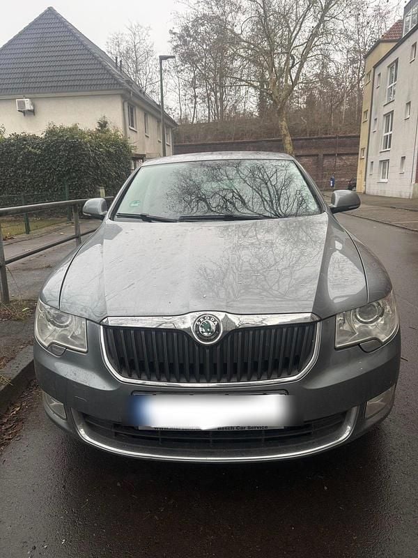 Gebraucht 2010 Skoda Superb Limousine | 6.800 € (Fairer Preis) - Bild 1/4